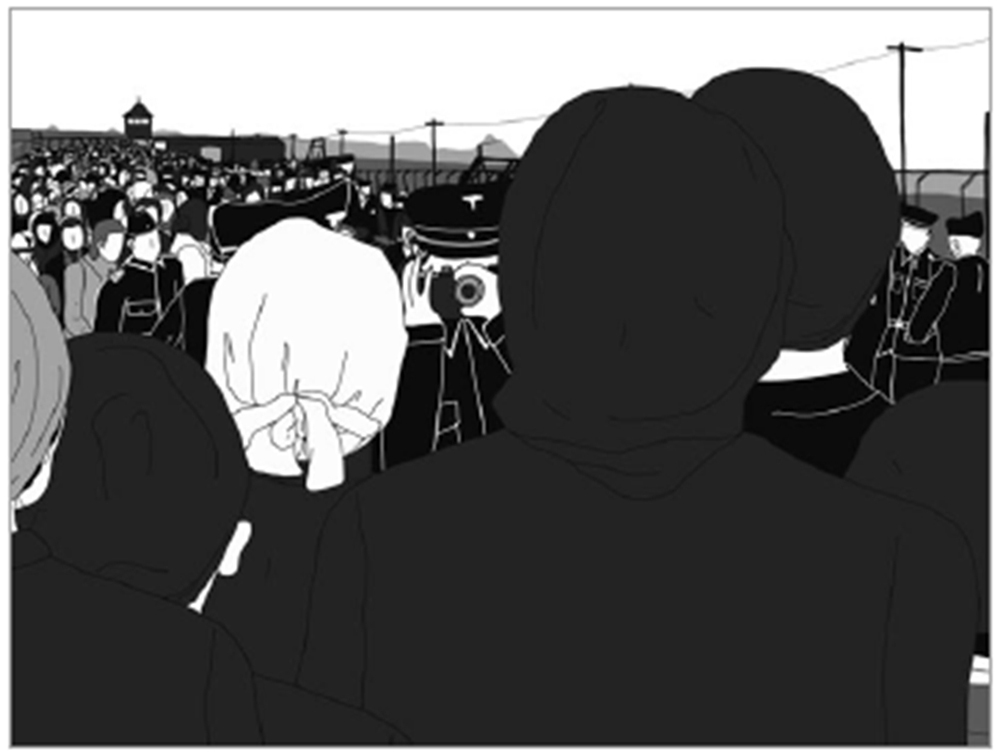 Menschen auf einer Bahnsteigrampe; im Vordergrund Frauen, die auf einen Fotografen in Uniform blicken.